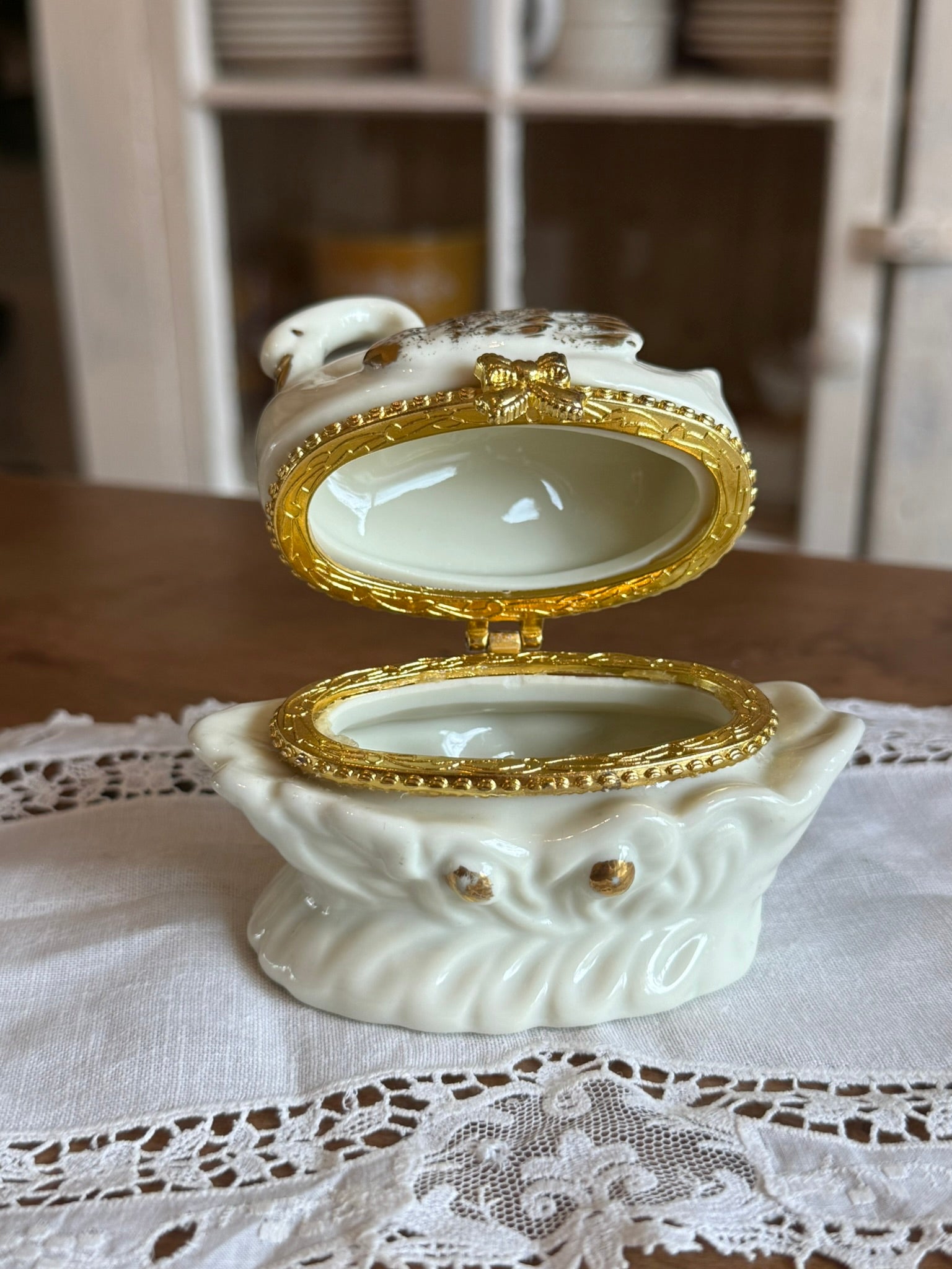 Porcelain Vintage Formalities by Baum Bros. Swan Trinket Box– Hinged Jewelry Box with Gold Gilt Accents