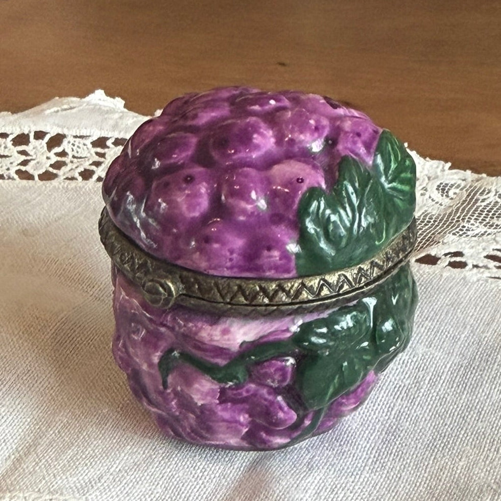 Purple Grape Cluster Hinged Porcelain Trinket Box 1980's - Brass Trim