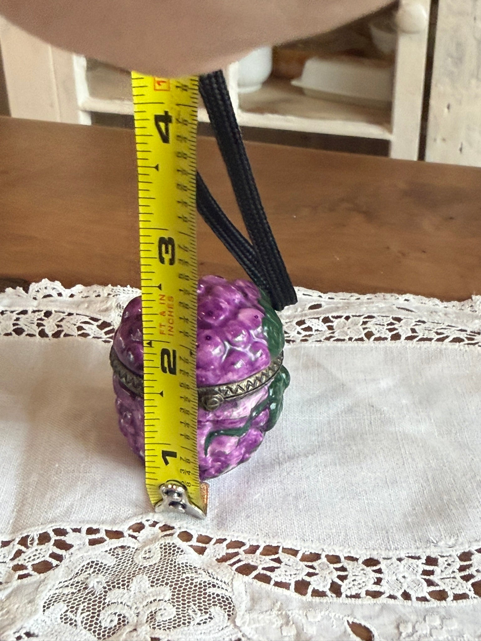 Purple Grape Cluster Hinged Porcelain Trinket Box 1980's - Brass Trim