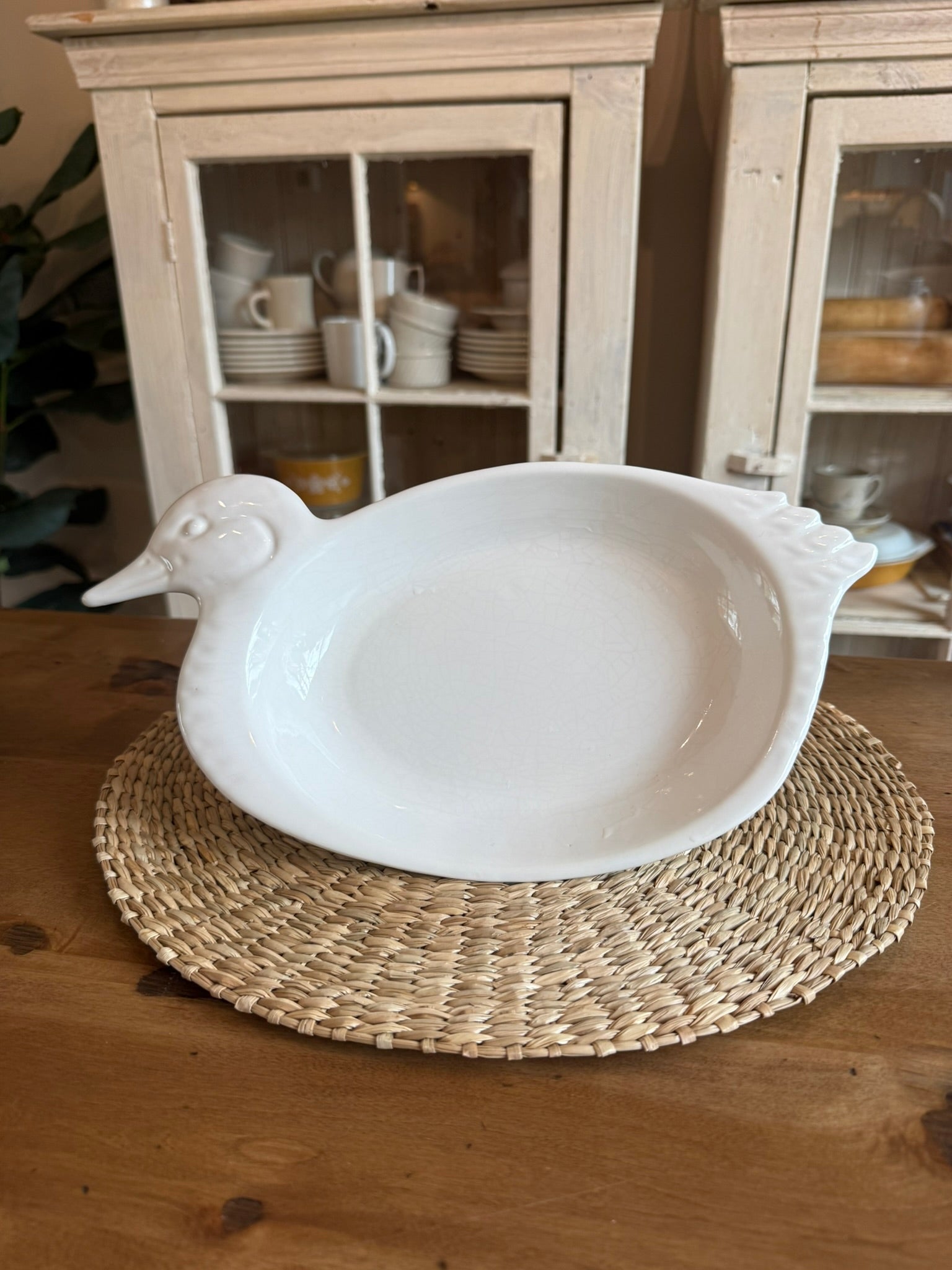 White Ceramic Duck Shaped Vintage Serving Bowl | Farmhouse Cottagecore Platter