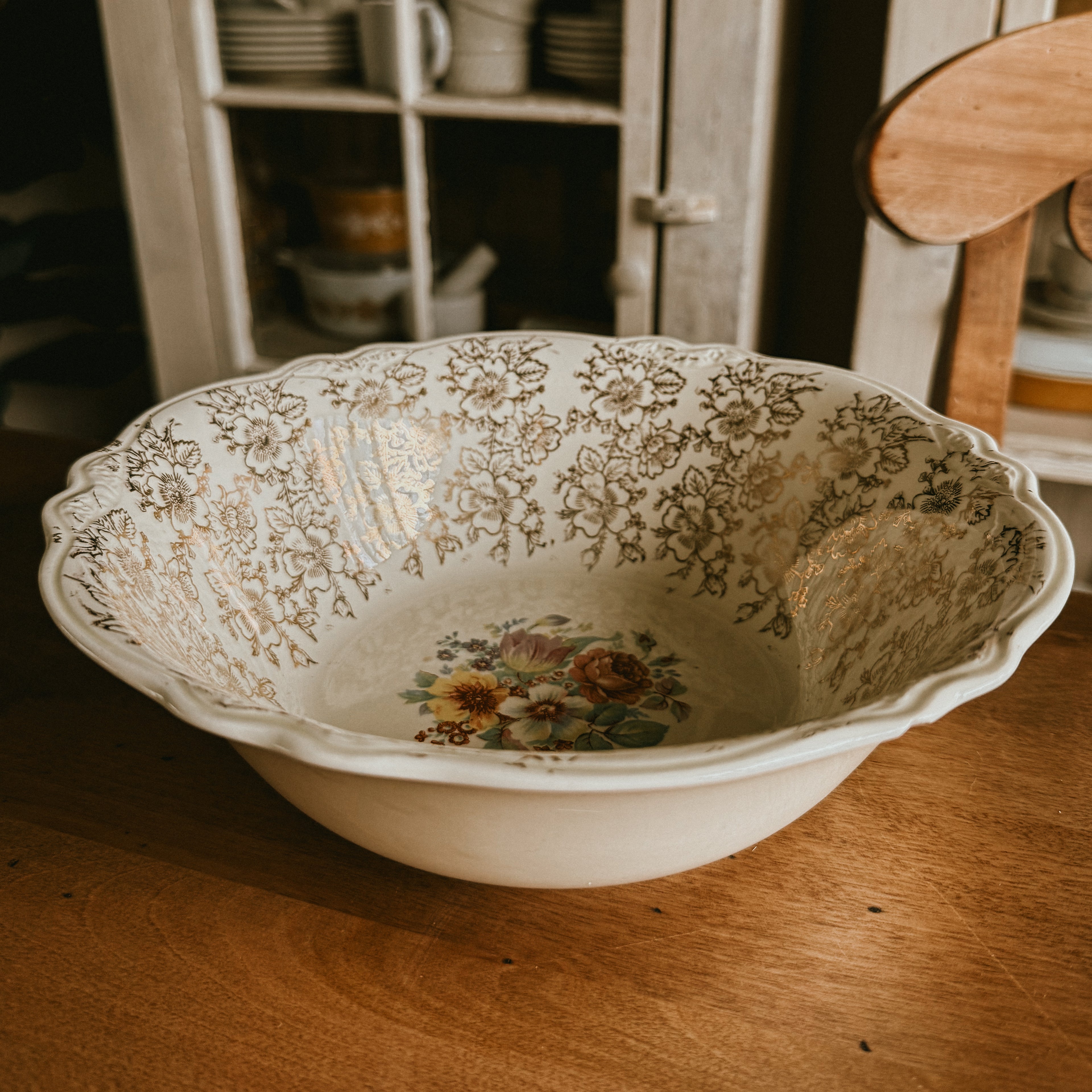 Stetson China Co. Vintage Floral Serving Bowl - 22K Gold Filigree & Scalloped Edge