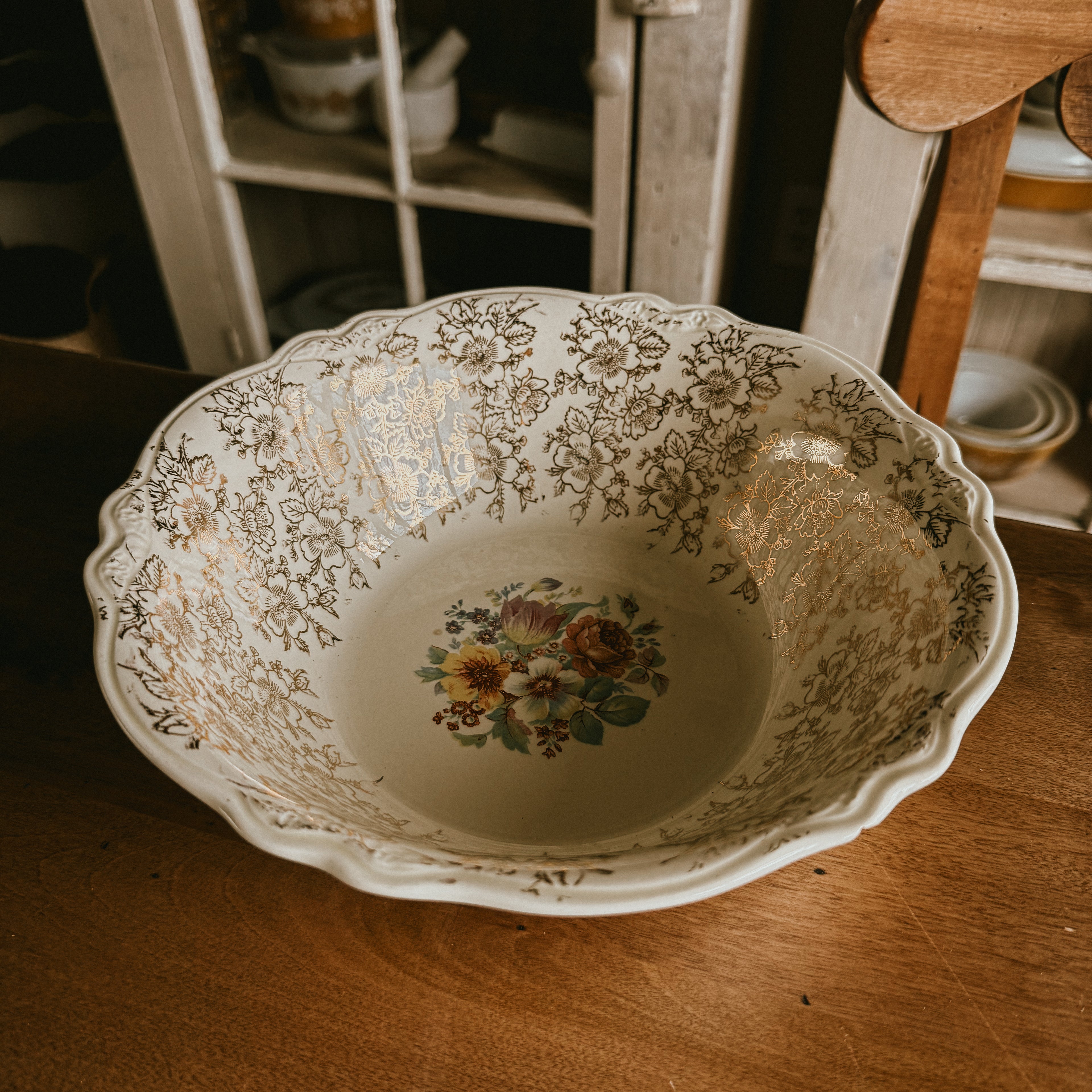 Stetson China Co. Vintage Floral Serving Bowl - 22K Gold Filigree & Scalloped Edge