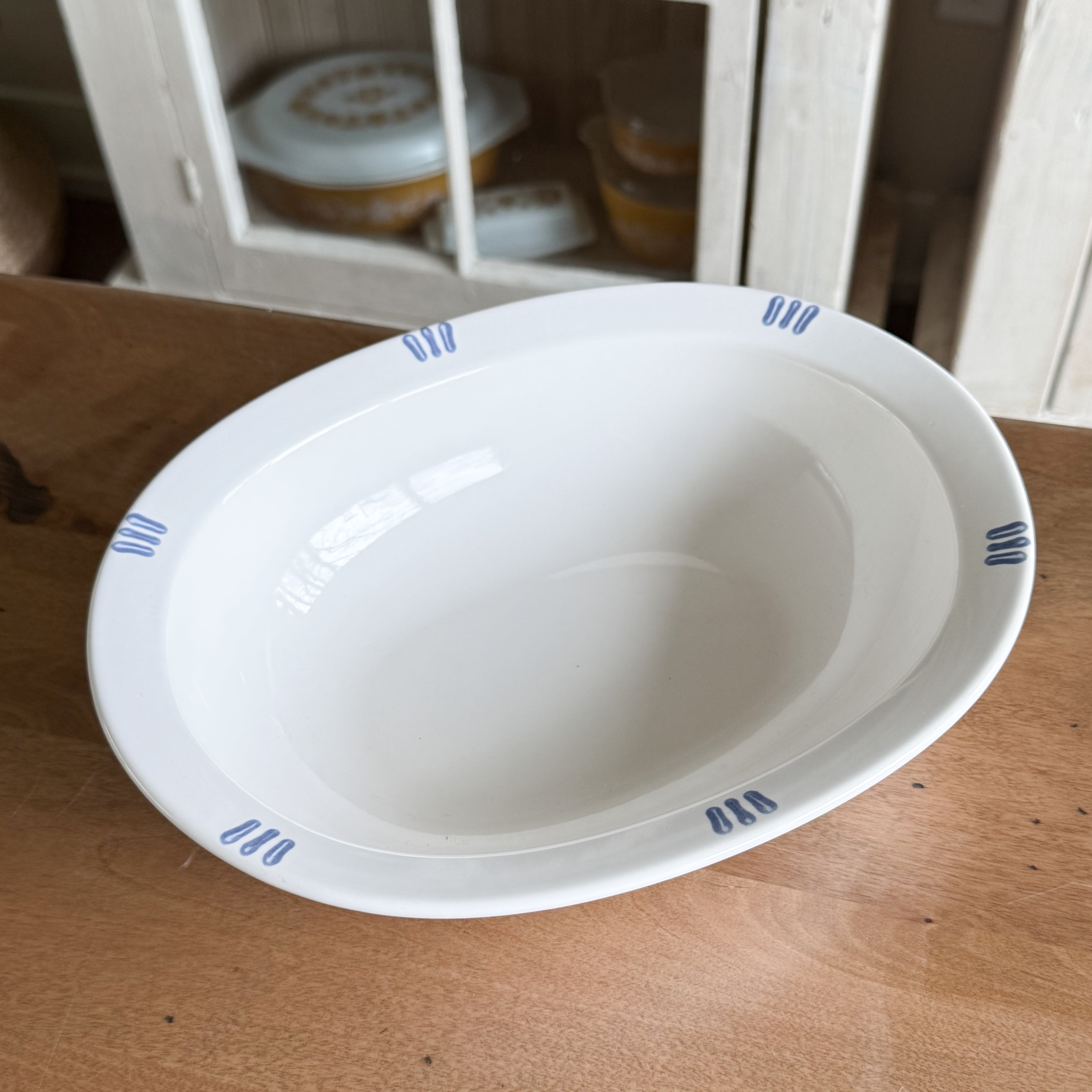 Pfaltzgraff Bonnie Brae Vintage Oval Serving Bowl – Blue Dash Rim