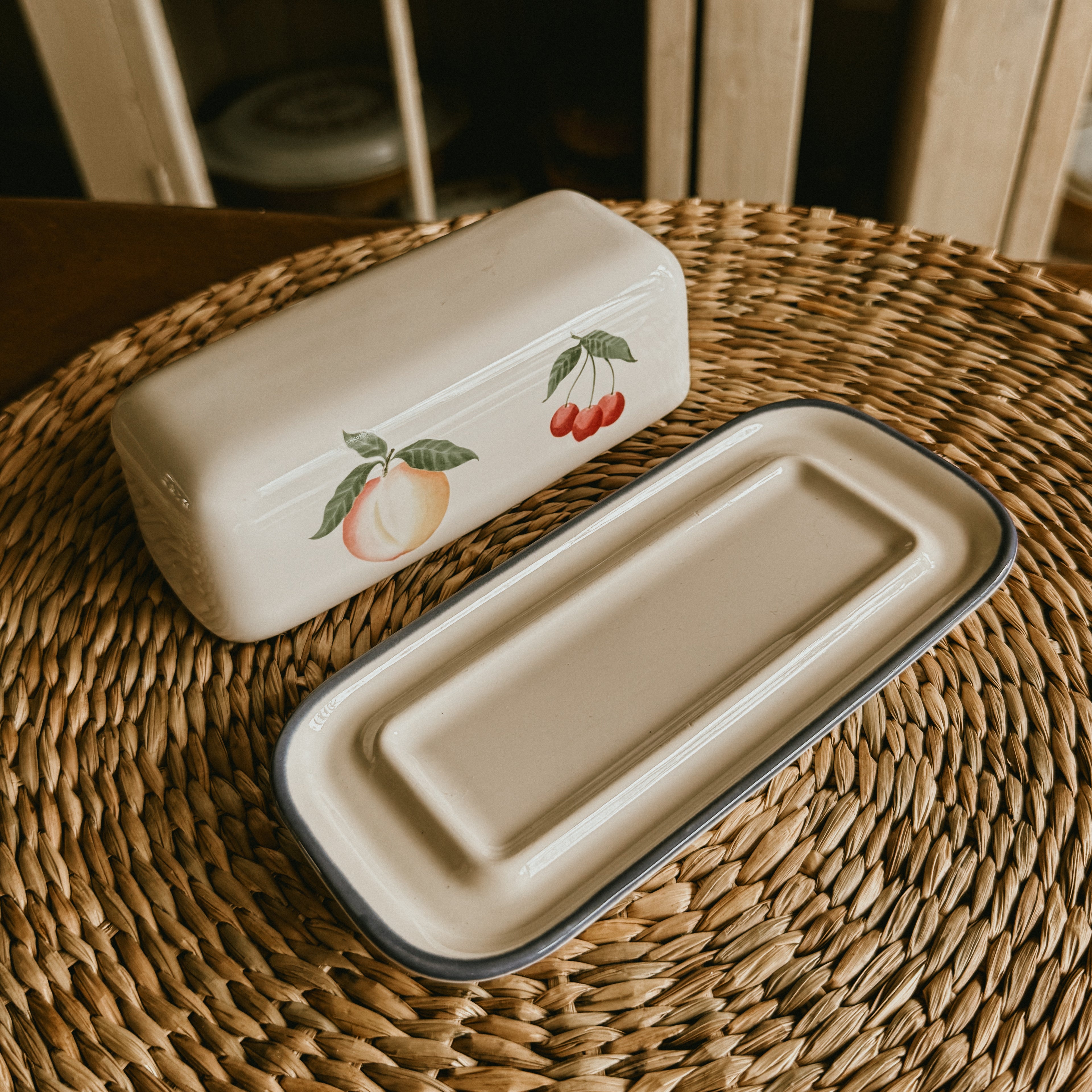 Pfaltzgraff Hopscotch Fruit Vintage Butter Dish with Lid – Made in USA Stoneware