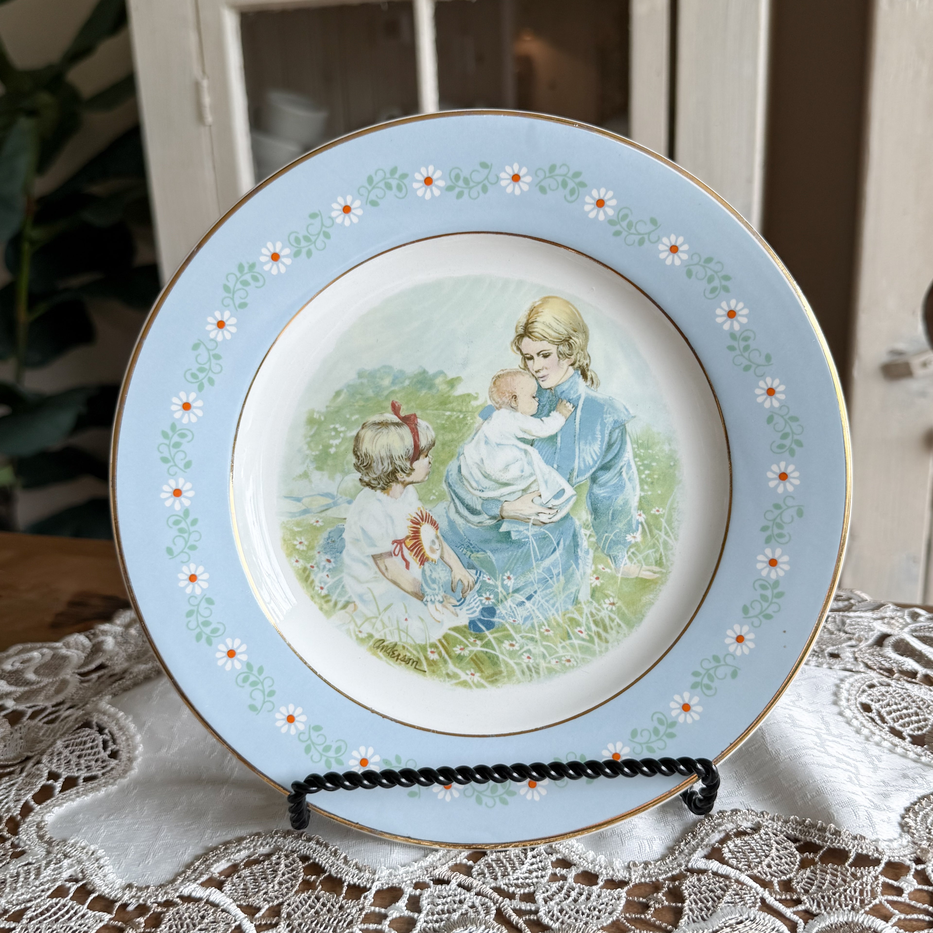Avon "Tenderness" Special Edition 1974 Vintage Award Plate - Pontesa Ironstone Spain - Collectible Motherhood Decor