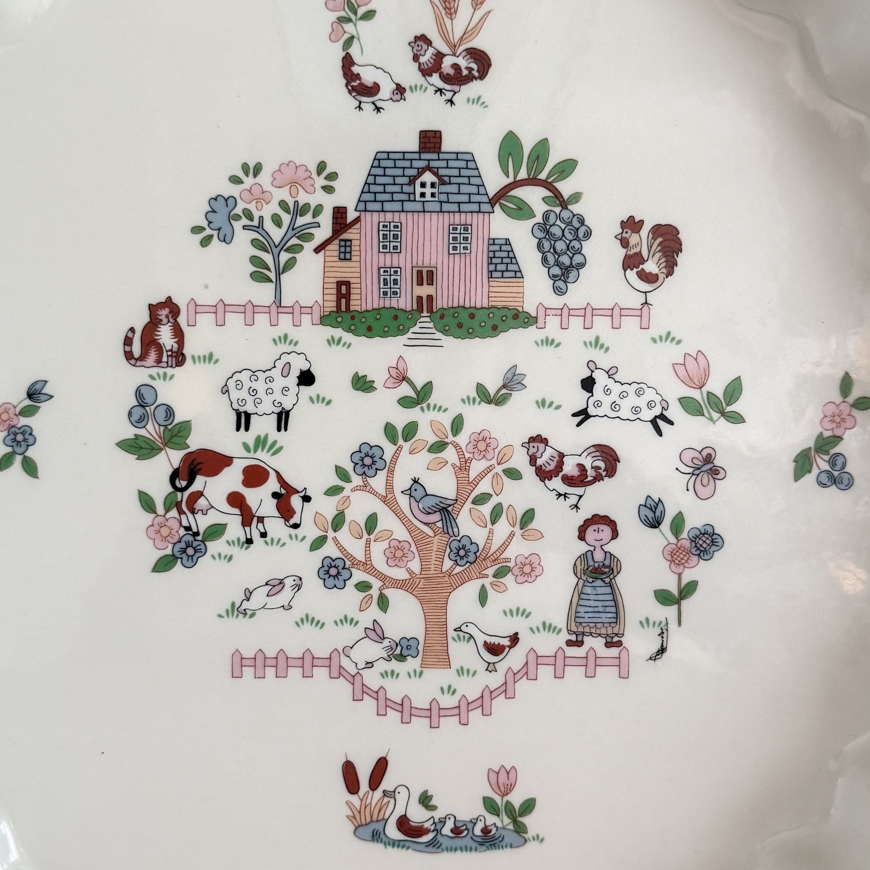 Jamestown China "Country Home" 10-Inch Scalloped Quiche & Pie Baking Dish