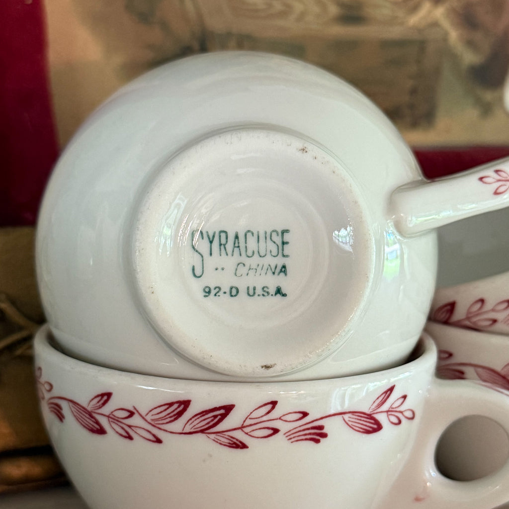 1963 Syracuse China Red Roxbury Restaurant Ware Coffee Cups & Saucers – 8-Piece Set