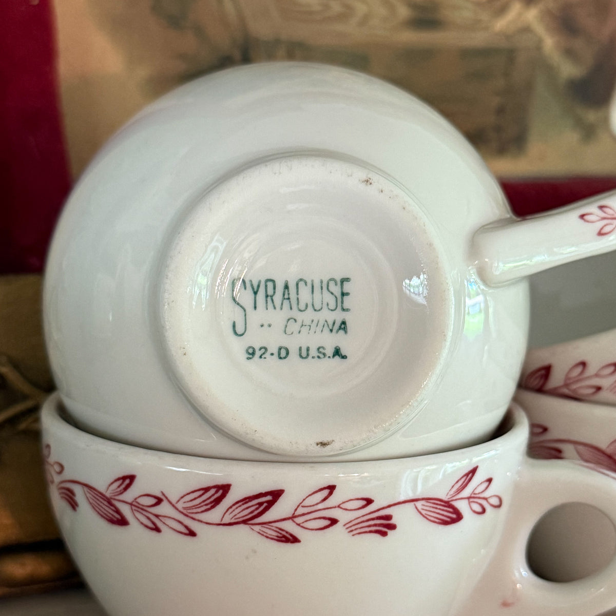 1963 Syracuse China Red Roxbury Restaurant Ware Coffee Cups & Saucers – 8-Piece Set