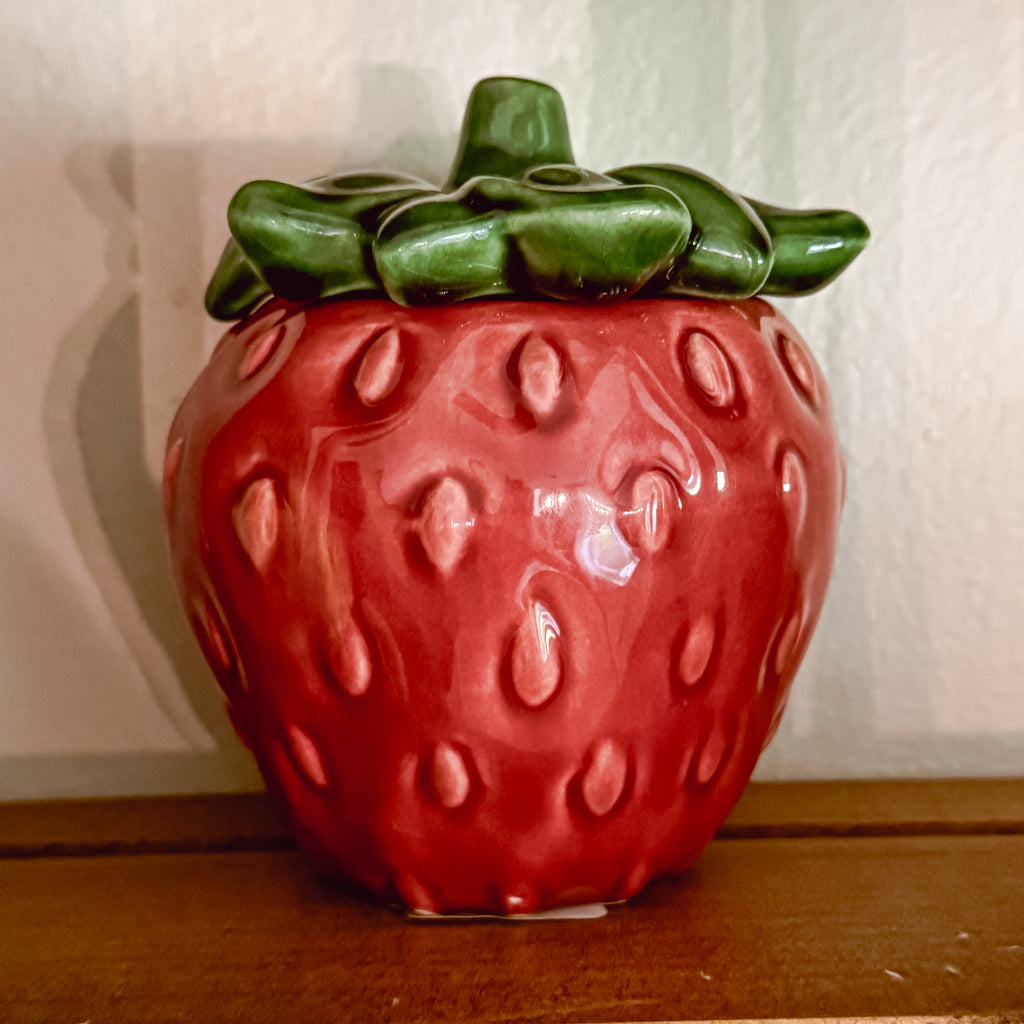 Cemar Vintage California Pottery Strawberry Covered Sugar Bowl – Model 770 Figural Jam Jar
