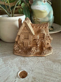 Lilliput Lane Vintage Metallic Gold Gilt Thatched Cottage Figurine – Made in England 4"