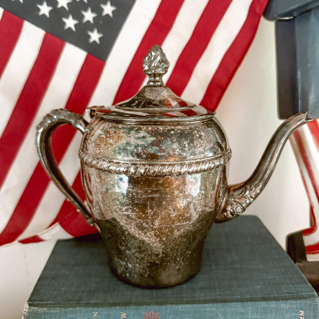 Eton Silver-Plated Vintage Teapot – Victorian Style Ornate Coffee/Tea Server with Hinged Lid
